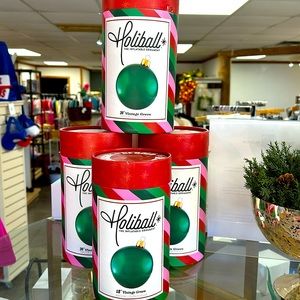 Inflatable ornament